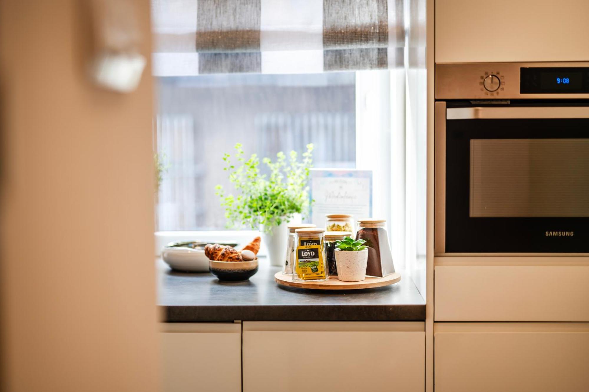 Apartamento Mediolan Parking Gratis Moxy Te&Am Cracow Cracovia Exterior foto